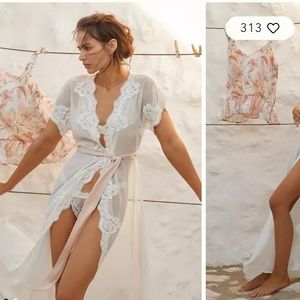 🎀 Homebodii Farra Lace Chiffon Robe 🎀